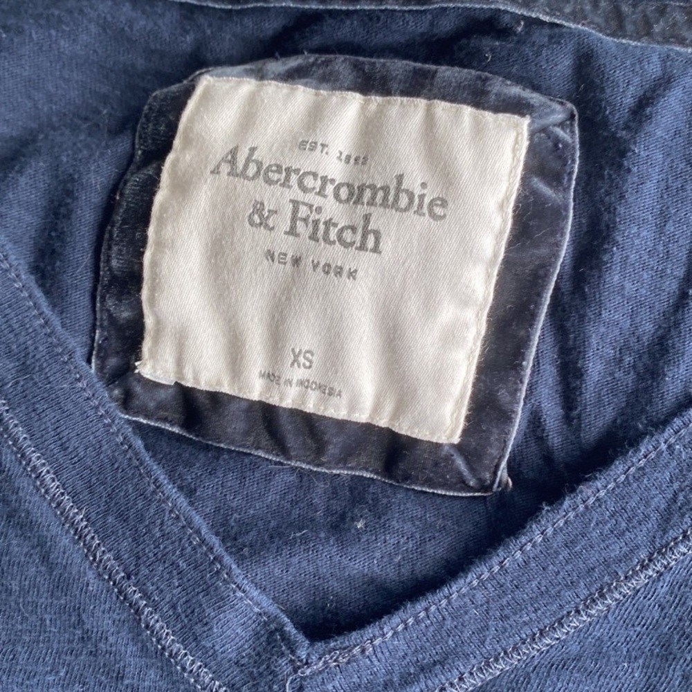 Vintage Abercrombie and fitch thermal full sleeve V neck top navy blue coquette - Picture 3 of 5
